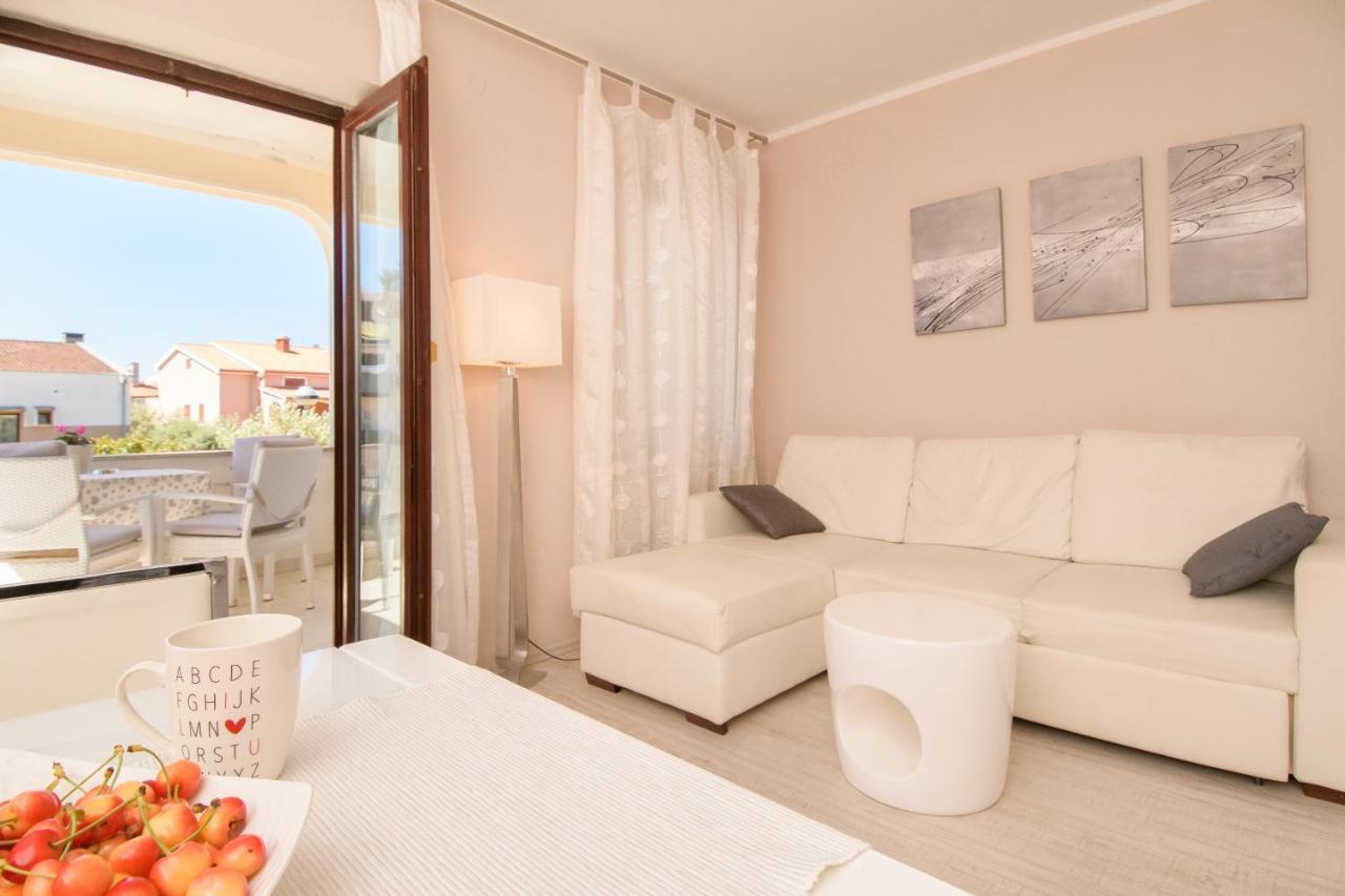 Apartments Dora Poreč Buitenkant foto